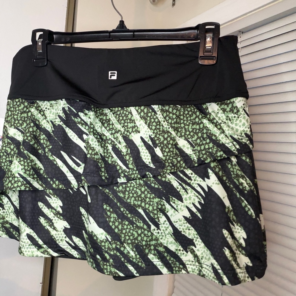 FILA Women's Black and Green Patterned Skorts - Picture 3 of 3